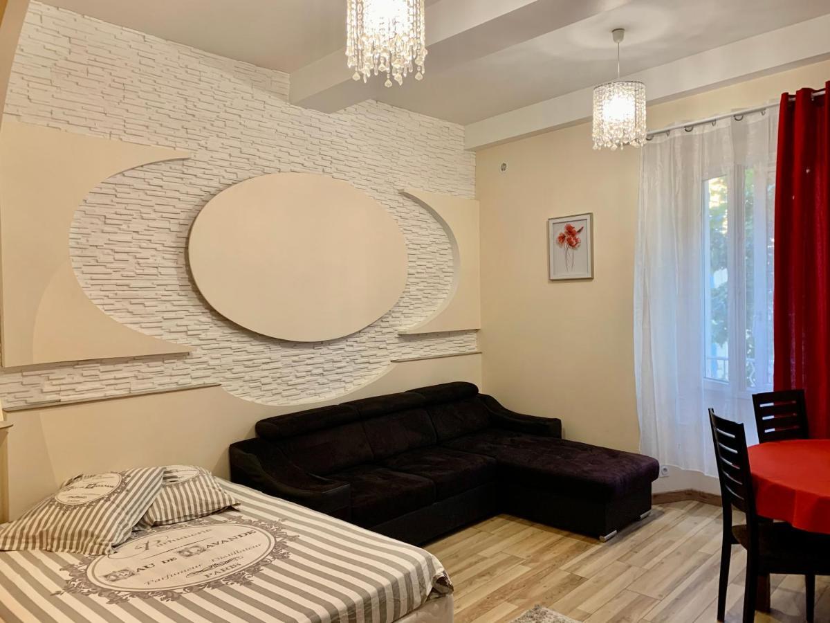 Splendide Studio Au Coeur Historique De Frejus Διαμέρισμα Εξωτερικό φωτογραφία